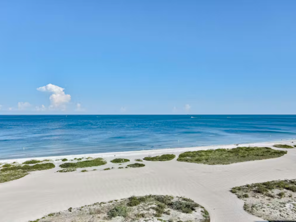 Gulf- Front Condo in Clearwater Beach - Your Perfect Coastal Retreat